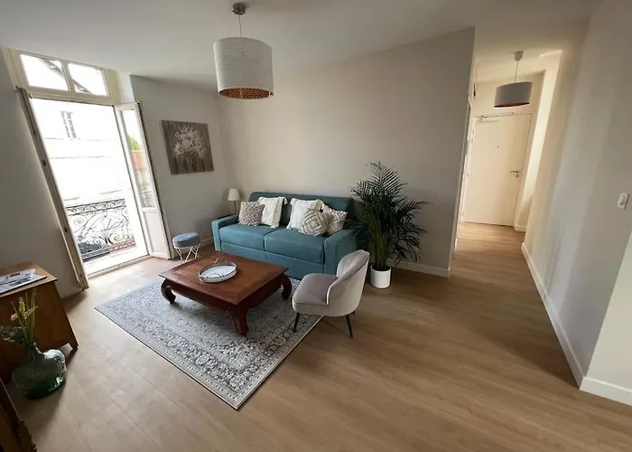 Appartement Centre Ville * Terrasse * Clim * Wifi * Haut De Gamme *