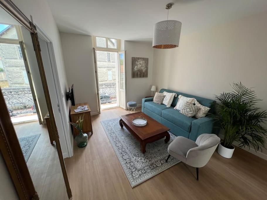 Centre * Terrasse * Clim * Wifi * De Gamme * Apartment